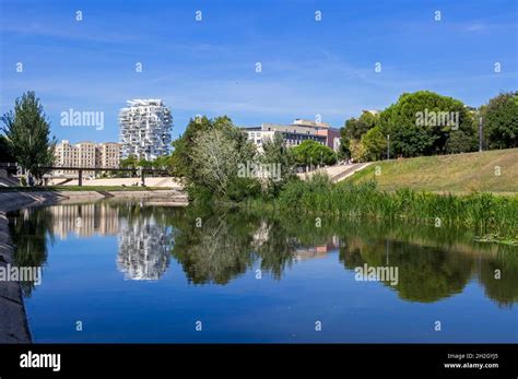 Modern Building L Arbre Blanc Les Berges Du Lez Montpellier