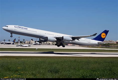 D AIHA Lufthansa Airbus A340 642 Photo By Glenn Azzopardi ID 185949