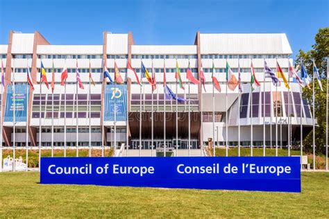 Fachada Del Palacio De Europa Sede Del Consejo De Europa En Strasbourg