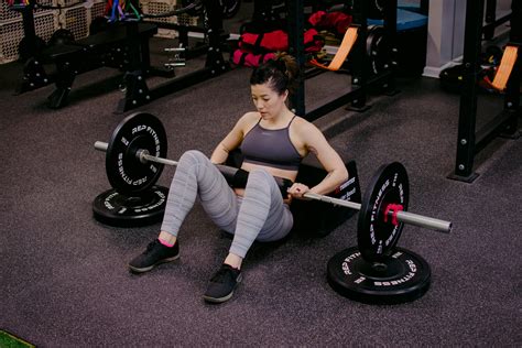 Pregnancy: Hip Thrust Modifications - MamasteFit