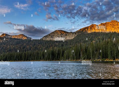 Big Therriault Lake Hi Res Stock Photography And Images Alamy