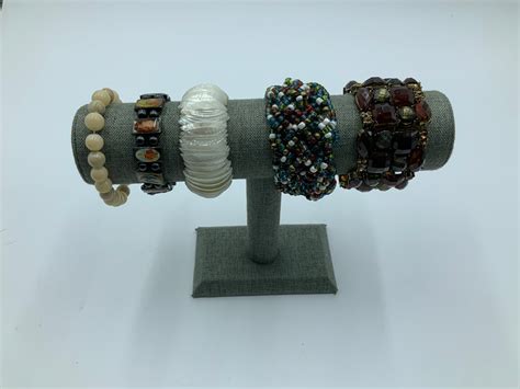 Bracelet Lot 3 #1851524 | Auctionninja.com