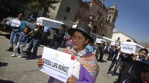 Perú Congreso aprueba ley que prescribe crímenes de lesa humanidad