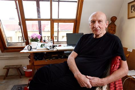 Chtěl pomoct muzikantům, které honil bolševik. Legenda Jiří Černý ...
