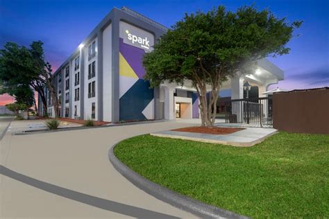 Spark Hotels in Grapevine, TX - Find Hotels - Hilton