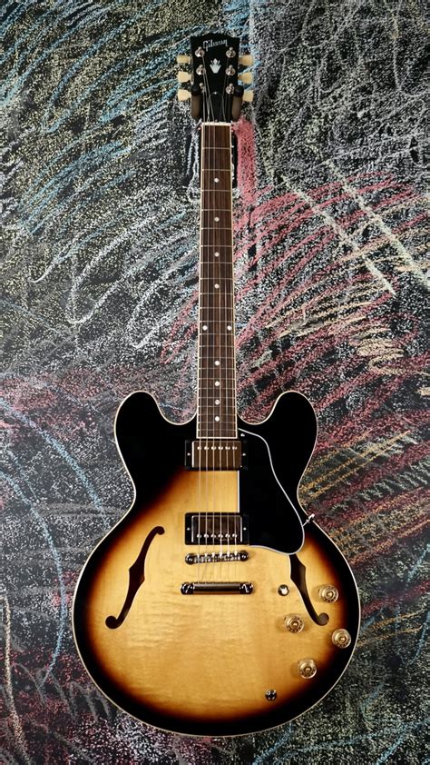 Used Gibson Es 335 Vintage Burst