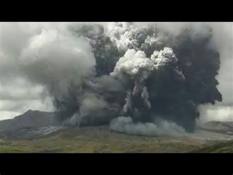 Mount Aso Erupts Dramatic In Kumamoto Japan YouTube