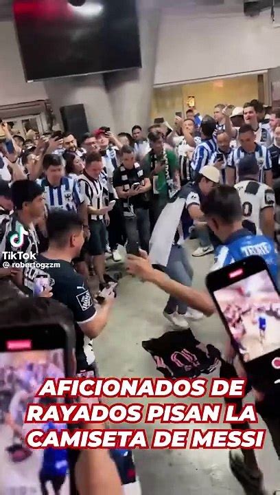 El feo gesto de la afición de Rayados con Messi Vídeo Dailymotion