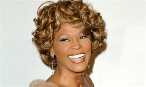 Whitney Houston Weight Height And Age Body Measurements