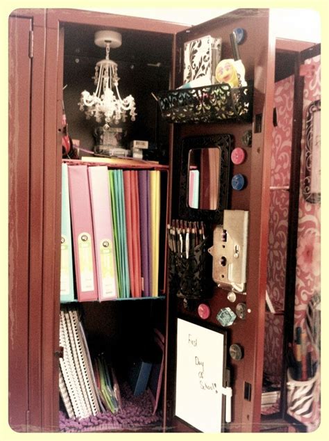 28 Super Fancy Locker Decor Ideas for You to Adopt