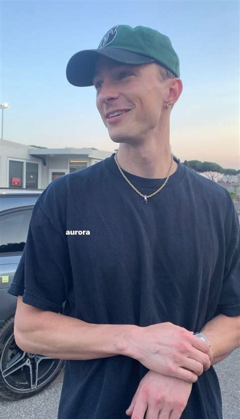 Drew Starkey Hot Actors Hottest Guy Ever Drew Starkey Shirtless