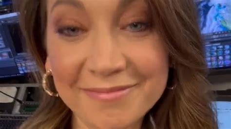 Gmas Ginger Zee Comforts Abc Co Star Who Wanted To ‘crawl Into A Hole