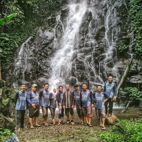 Wisata Air Terjun Sri Gunting Nganjuk