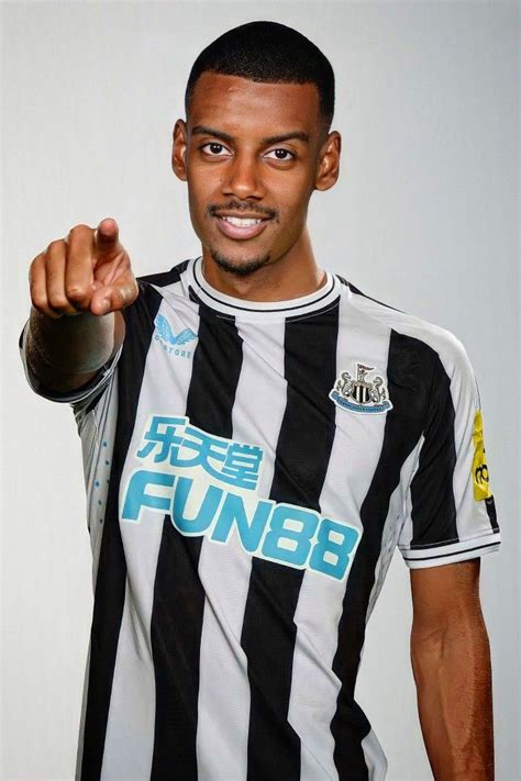 Newcastle Are Set To Sign Alexander Isak From Real Sociedad Nufc