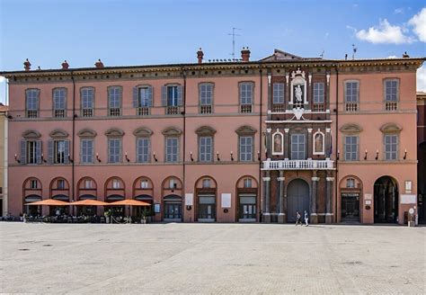 Imola Alla Scoperta Delle Bellezze Del Palazzo Comunale Con Il Fai