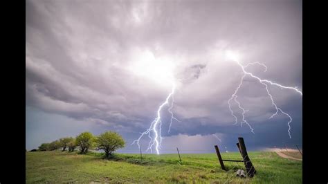 Timelapse Captures Storms And Lightning In Salina Kansas Youtube