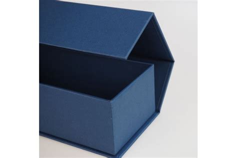 Box Bo Te Bleue Marine En Carton Plat Avec Fermeture Magn Tique