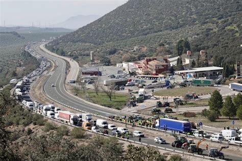 As Hemos Contado La Tractorada De Este Martes En Granada Ideal