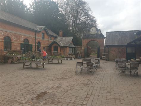 The Old Stables At Basildon Park © Oscar Taylor Cc By Sa20