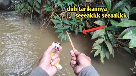 Mancing Ikan Wader Di Sungai Kecil Pas Air Keruh Dapat Sambaran Ganas