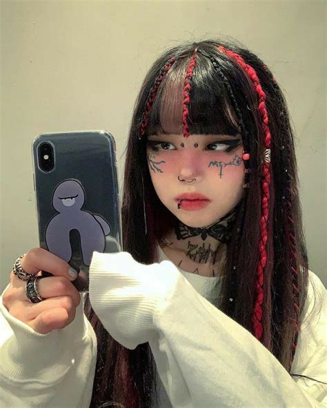 𝔡𝔦𝔢𝔟𝔞𝔞𝔟𝔶 Aesthetic Hair Alternative Makeup Edgy Makeup