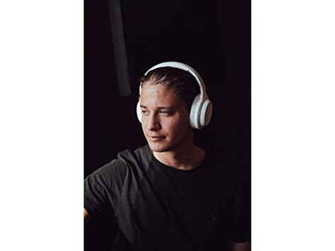 Kygo Life A11800 Over Ear Bluetooth Active Noise Canceling Headphones
