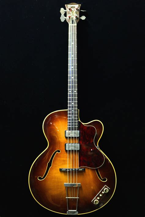 These Vintage Acoustic Guitars Are Great Vintageacousticguitars Vintage Bass Guitars Bass