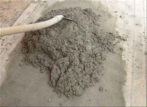 How To Mix Concrete Mixing Concrete By Hand And Machine