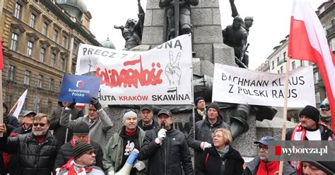 Protest Wolnych Polak W W Krakowie Przeciw Polityce Unii