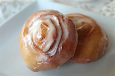 Cinnamon Roll Doughnuts Recipes Inspired By Mom