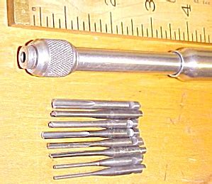 Millers Falls No 170 Yankee Spiral Push Drill W 8 Bits