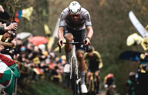 Mathieu Van Der Poel Entra En La Leyenda Del Tour De Flandes Con Una