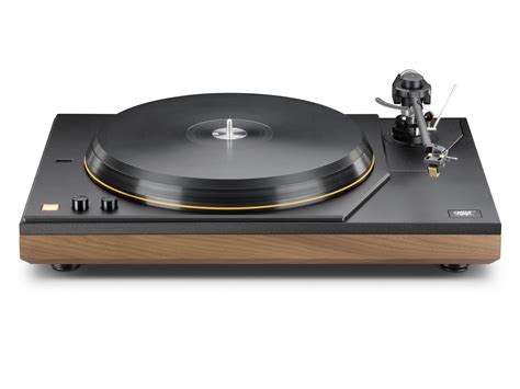 The New MasterDeck Turntable From MoFi Electronics Has Arrived