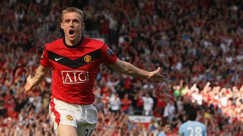 Goal of the Day Darren Fletcher v Man City 12 December | Manchester United