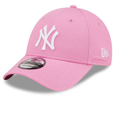 Buy MLB NEW YORK YANKEES LEAGUE ESSENTIAL 9FORTY CAP for EUR 23.90 on ...