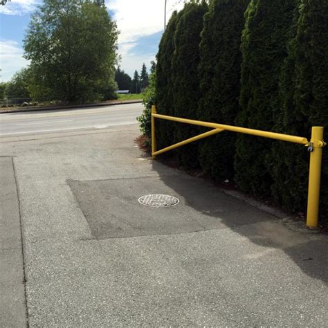 Driveway Barrier Swing Gates – BC Site Service