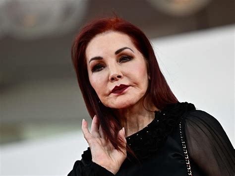 Lugners Opernball Stargast Priscilla Presley In Wien Gelandet Vienna