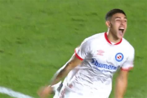 Video Santiago Montiel Y Su Debut Goleador En Primera Para La Victoria