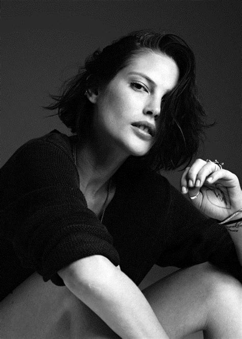 Catherine McNeil Hands Naked Onlyfans