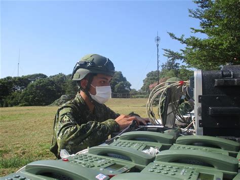 通資部隊基地普測 驗證專業強化戰力 軍聞 通資部隊基地普測 驗證專業強化戰力 青年日報