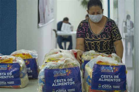 Cotia Solidária já distribuiu quase 40 mil cestas de alimentos