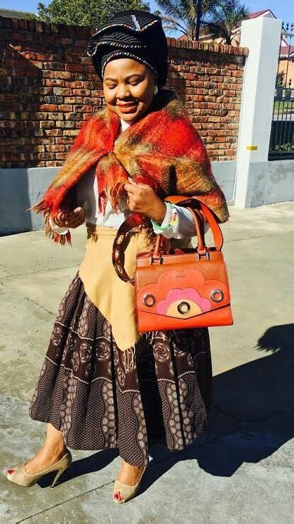 Pin By Nomusa Kumalo On Traditional Attire African Fashion Women