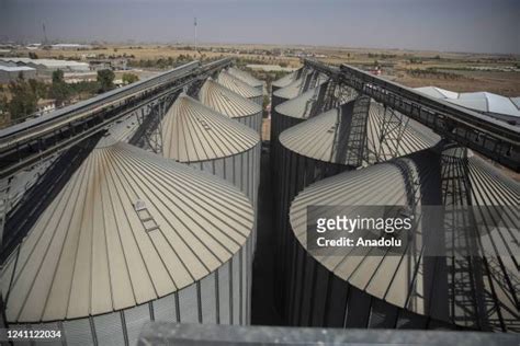 Wheat Silos Stock Fotos Und Bilder Getty Images