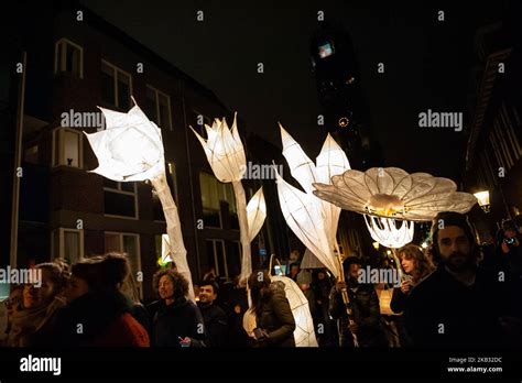 El Th De Noviembre En Utrecht Pa Ses Bajos En Cuanto Oscurece