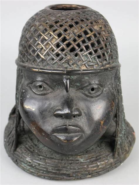 Lot Edo People Benin Kingdom Nigeria Bronze Head Of An Oba With Collar