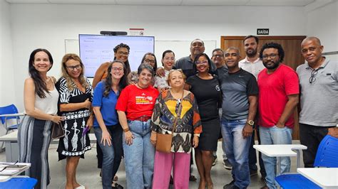 Entidades participam de reunião para dialogar sobre implantação da