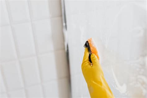 Met Deze Tips Kun Je De Glazen Douchewand Schoonmaken Tipsvoorjou