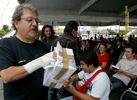 Nezahualcóyotl Méx 26 Junio 2013 Concluida la presentación del libro