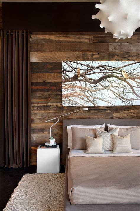 25 Awesome Bedrooms with Reclaimed Wood Walls