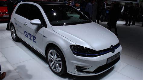 Volkswagen Golf Gte Plug In Hybrid Live Photos From Geneva